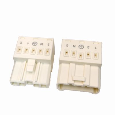 5P 7P White LED Light Connectors 450V 16A 22-14 AWG