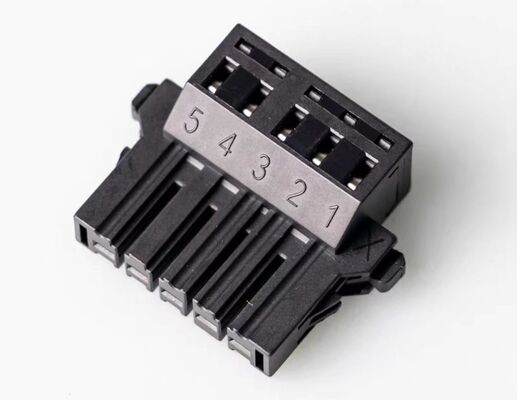 A4 A5 A6 Servo-Treiberstecker XA XB 04/05JFAT-SAXGF 06JFAT-SAXGF